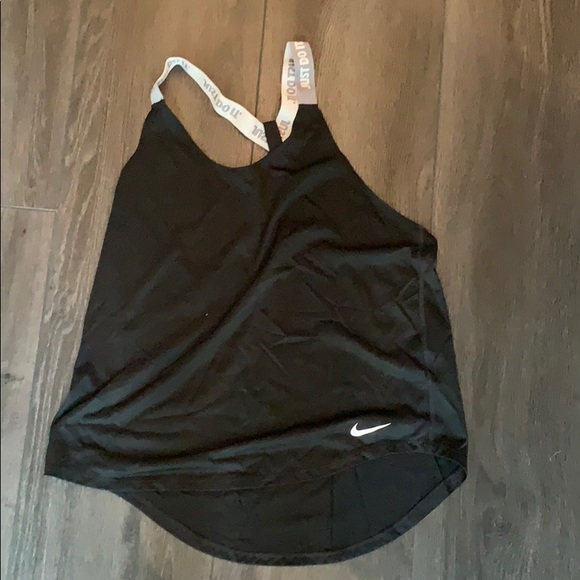 Nike tank - Picture 2 of 2